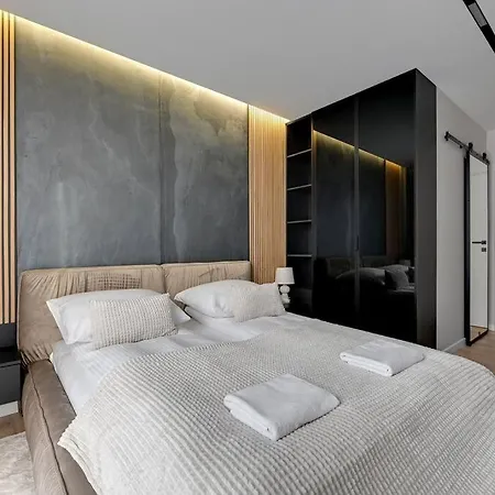 Zajezdnia Wrzeszcz 2 By Grand Gdańsk