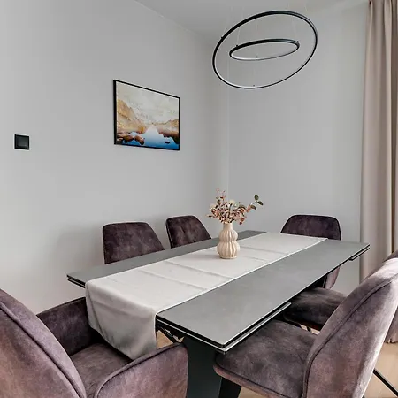 Apartamento Zajezdnia Wrzeszcz 2 By Grand Gdansk